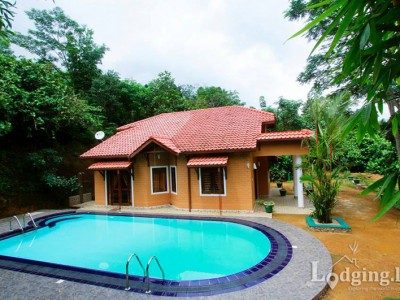 lodging.lk awissawella villa with swimming pool