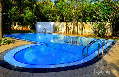 ahangama bungalow with swimming pool